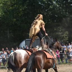 Mise en scène poste hongroise Arnaud Ranch et Spectacles